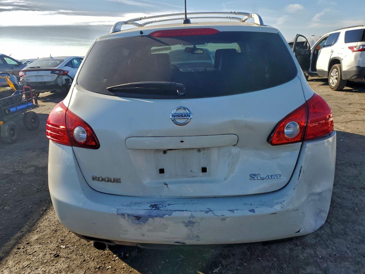 Nissan Rogue S Image 6