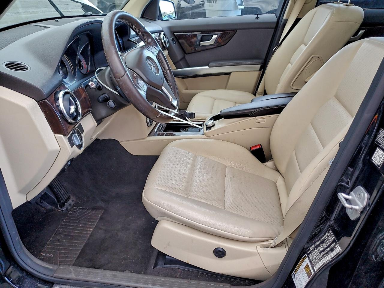 Mercedes-Benz GLK 350 4matic Image 4