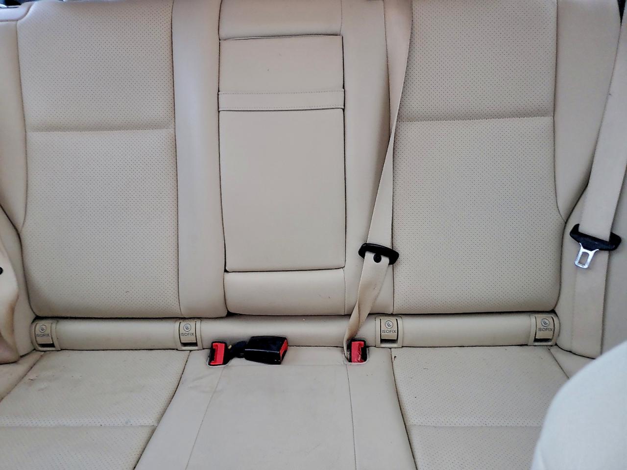 Mercedes-Benz GLK 350 4matic Image 9