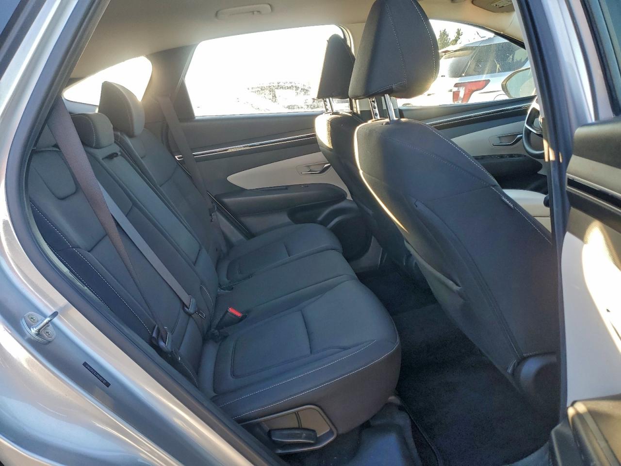 Hyundai TUCSON Se Image 9