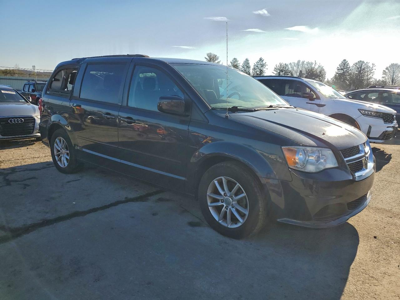 Dodge Caravan Sxt Image 12