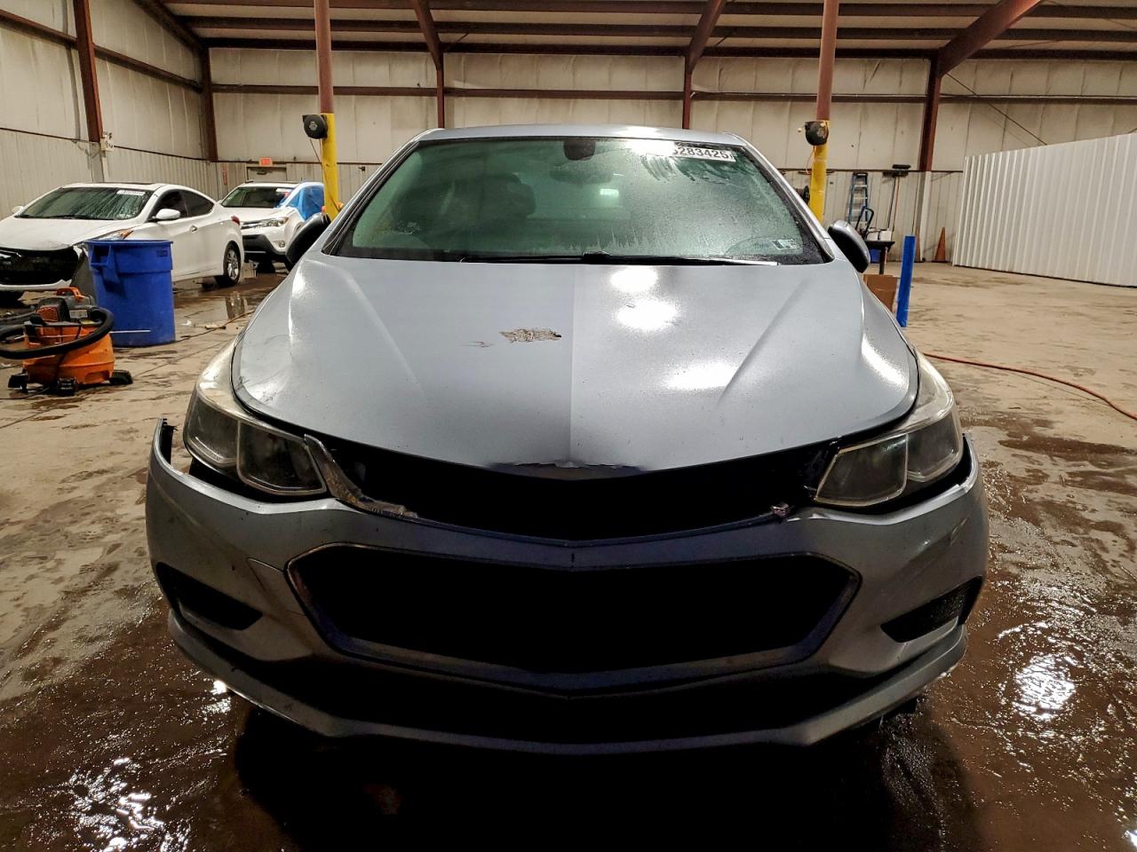 Chevrolet Cruze Ls Image 12