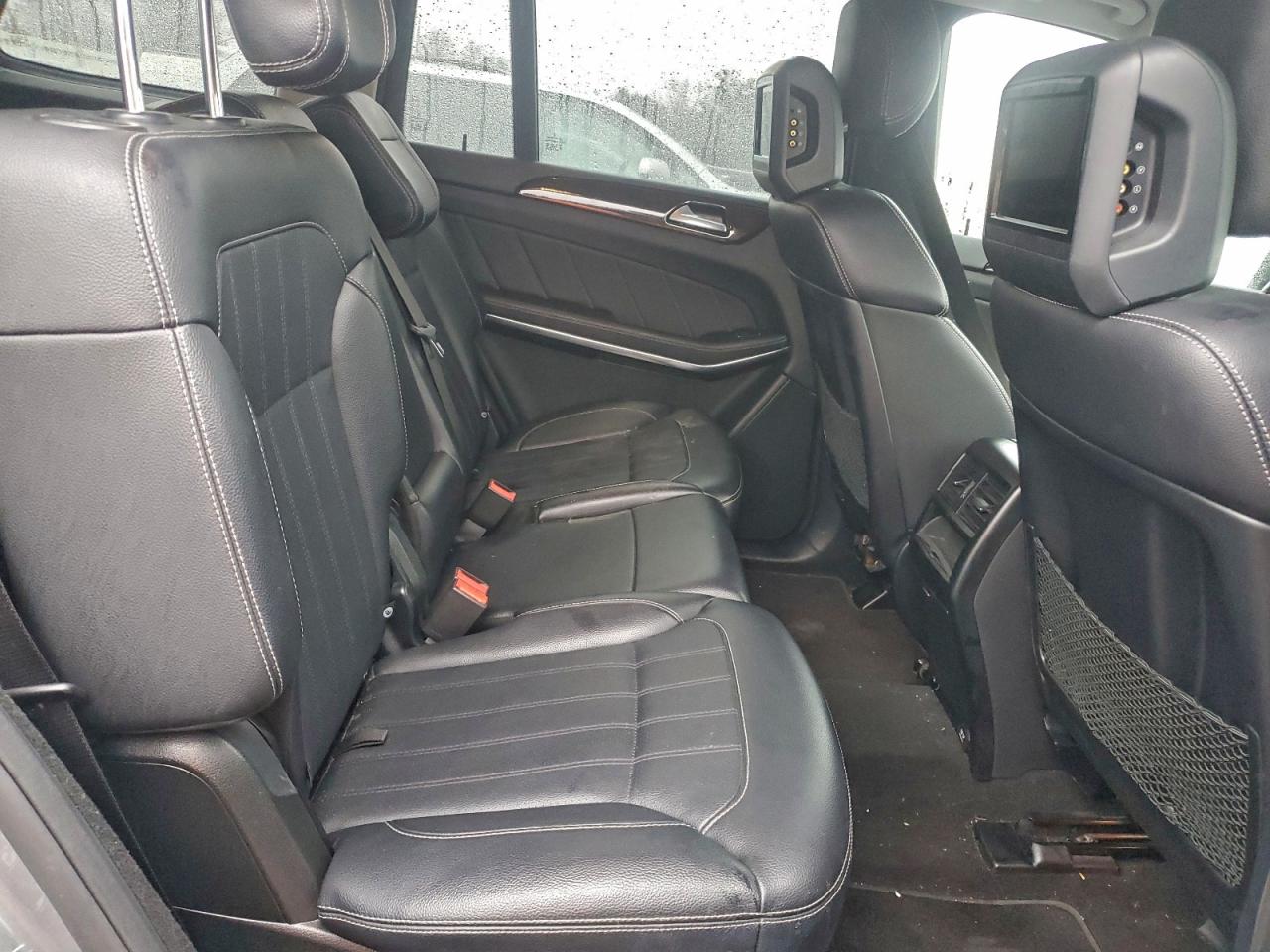 Mercedes-Benz G-Class 450 4matic Image 13