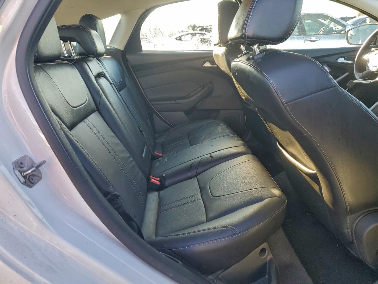 Ford Focus Se Image 8