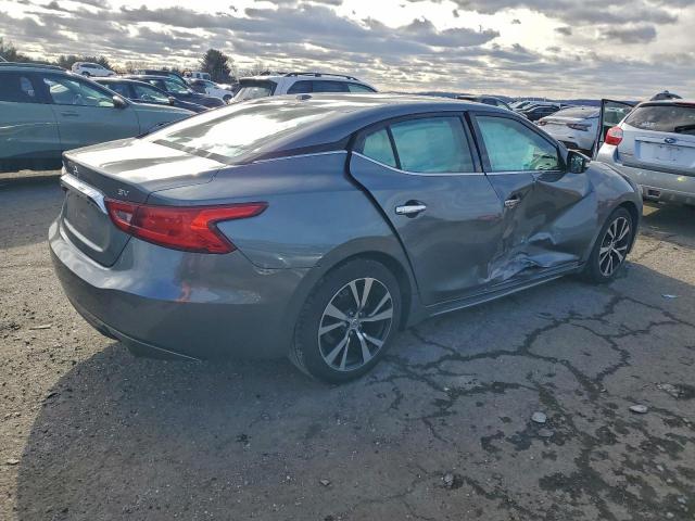 Nissan Maxima 3.5s Image 2