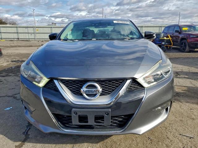 Nissan Maxima 3.5s Image 9