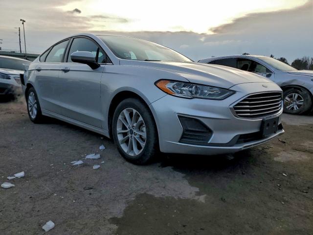 Ford Fusion Se Image 4