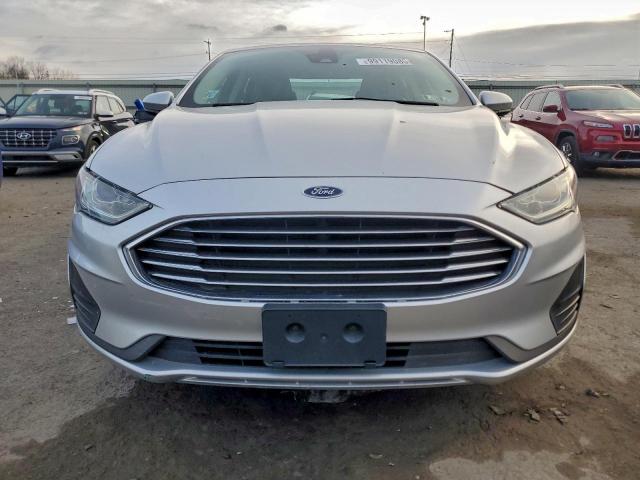 Ford Fusion Se Image 5