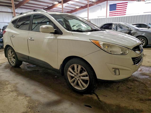 Hyundai TUCSON Gls Image 2