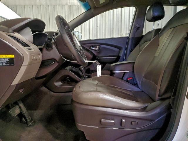 Hyundai TUCSON Gls Image 12