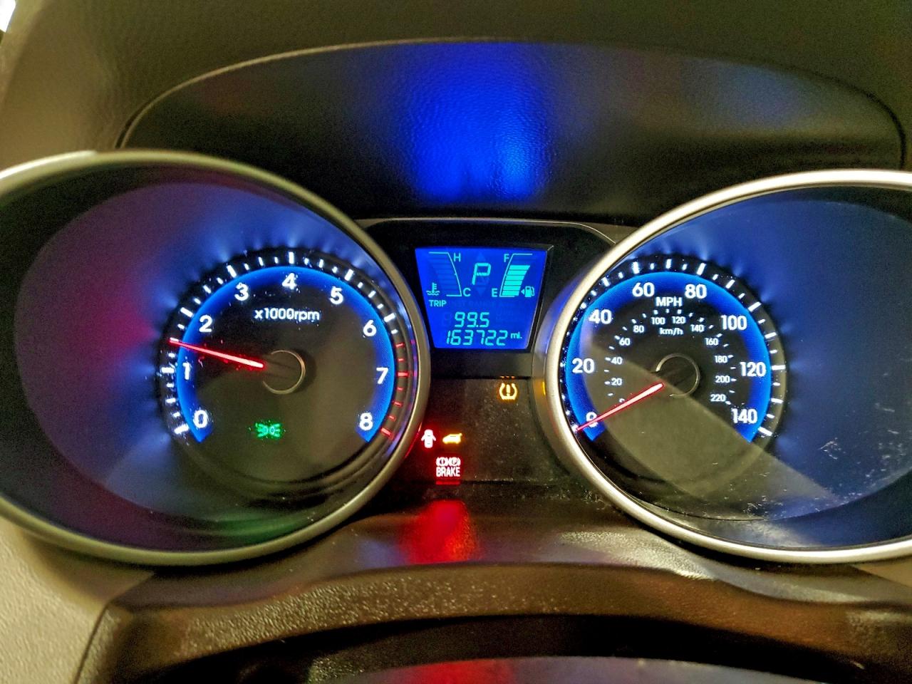 Hyundai TUCSON Gls Image 11