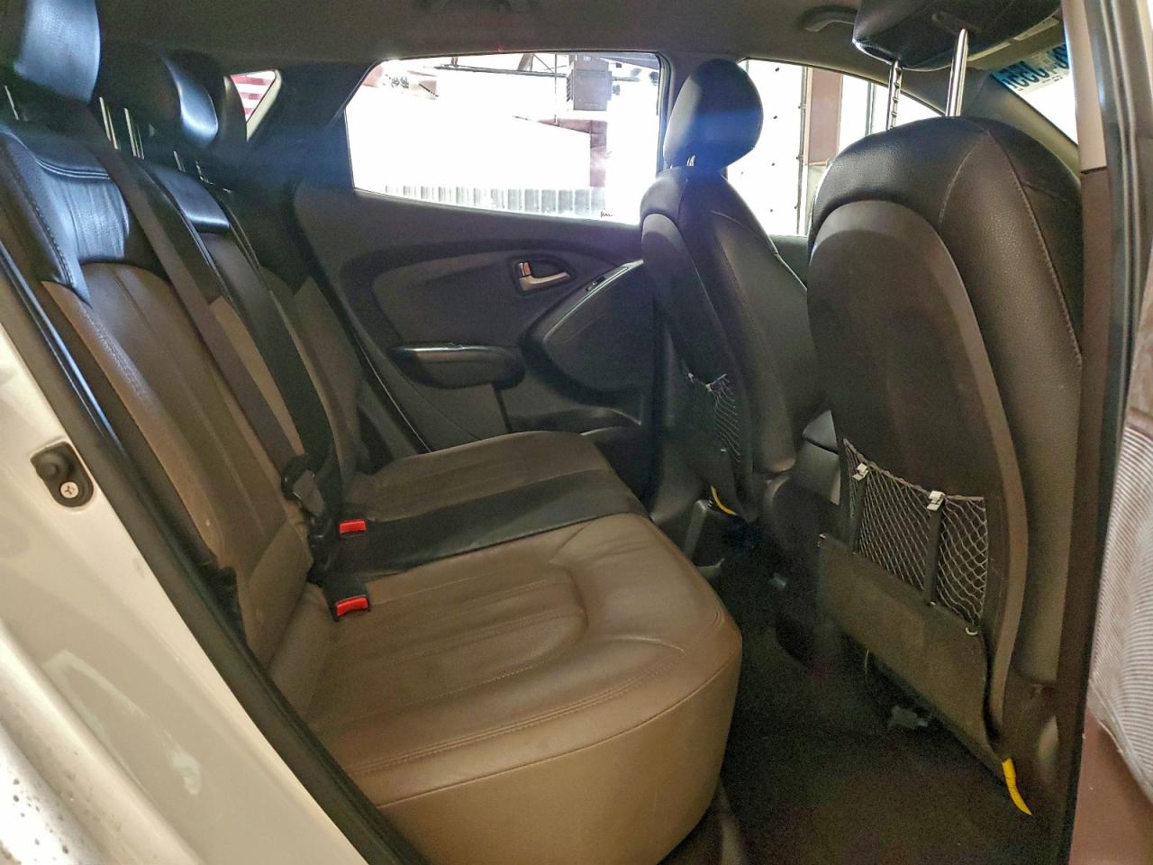 Hyundai TUCSON Gls Image 10