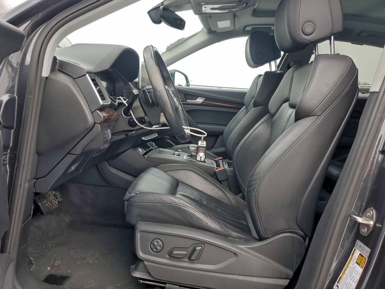 Audi Q5 Premium Plus Image 9