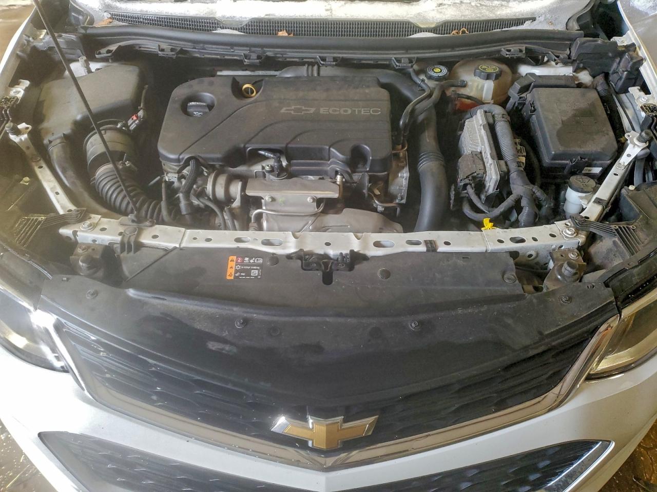 Chevrolet Cruze Ls Image 3