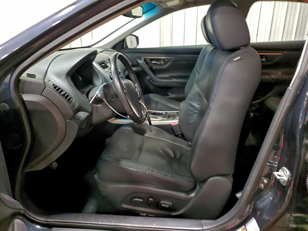 Nissan Altima 2.5 Image 11