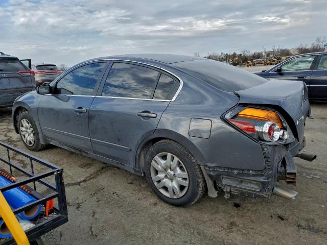 Nissan Altima 2.5 Image 3