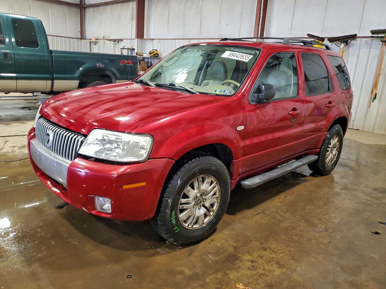 Mercury Mariner Image 1