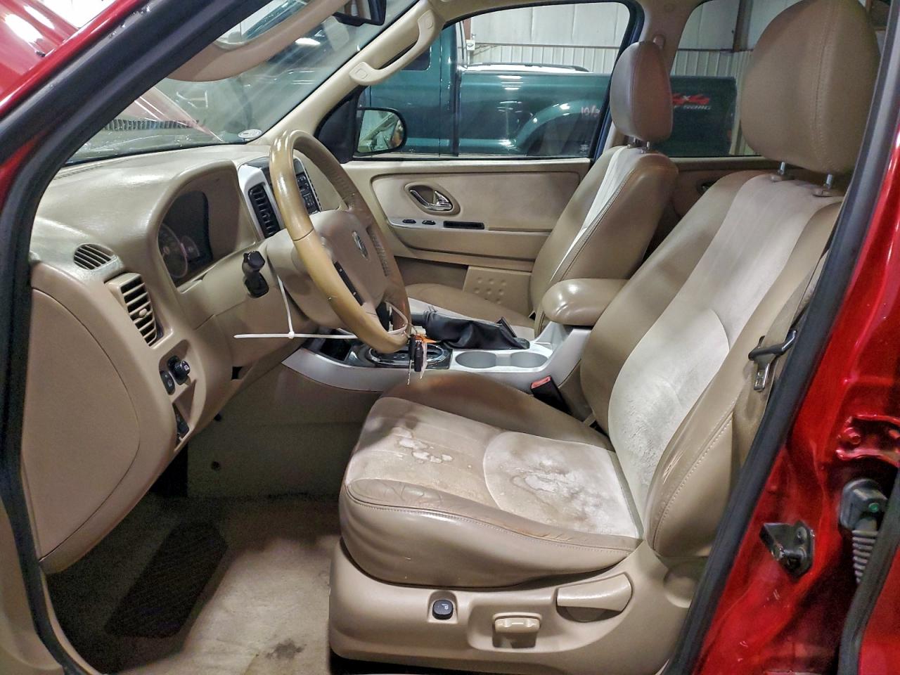 Mercury Mariner Image 4