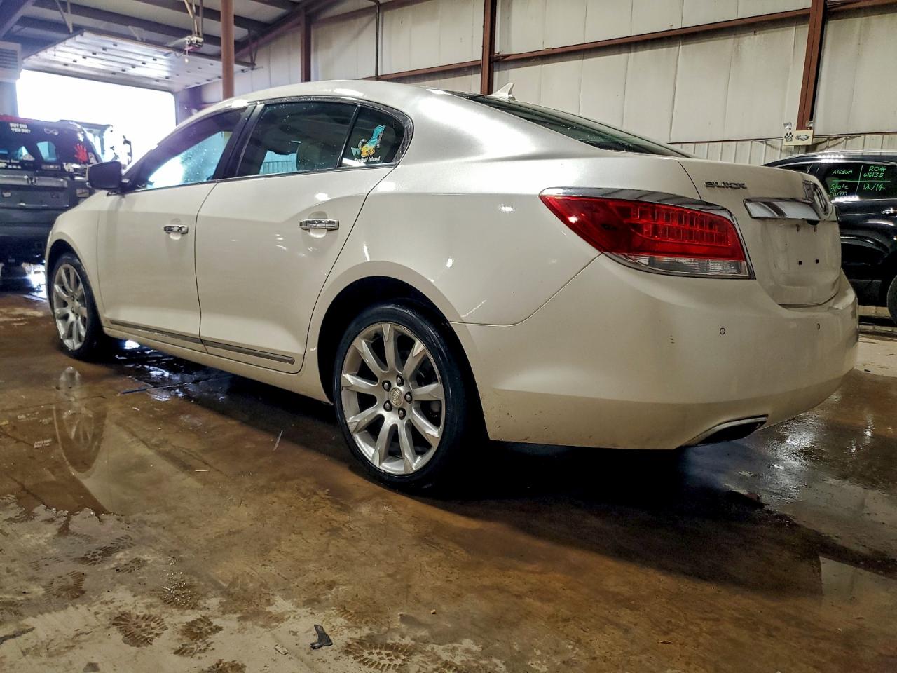 Buick LaCrosse Cxs Image 2