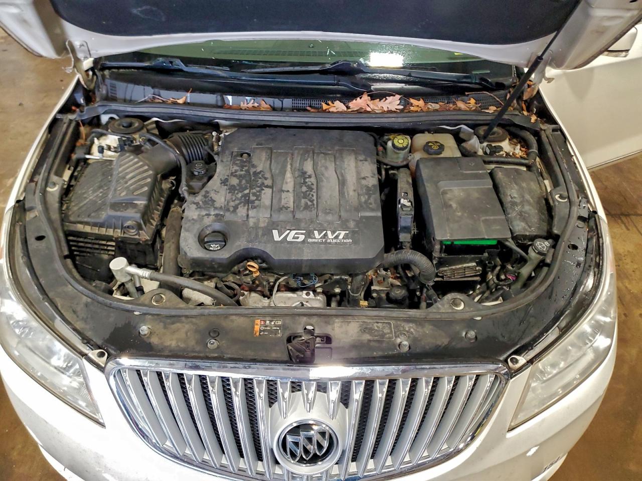 Buick LaCrosse Cxs Image 10