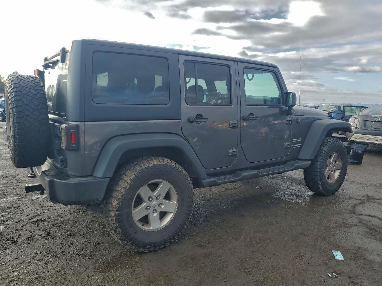 Jeep Wrangler Sport Image 9