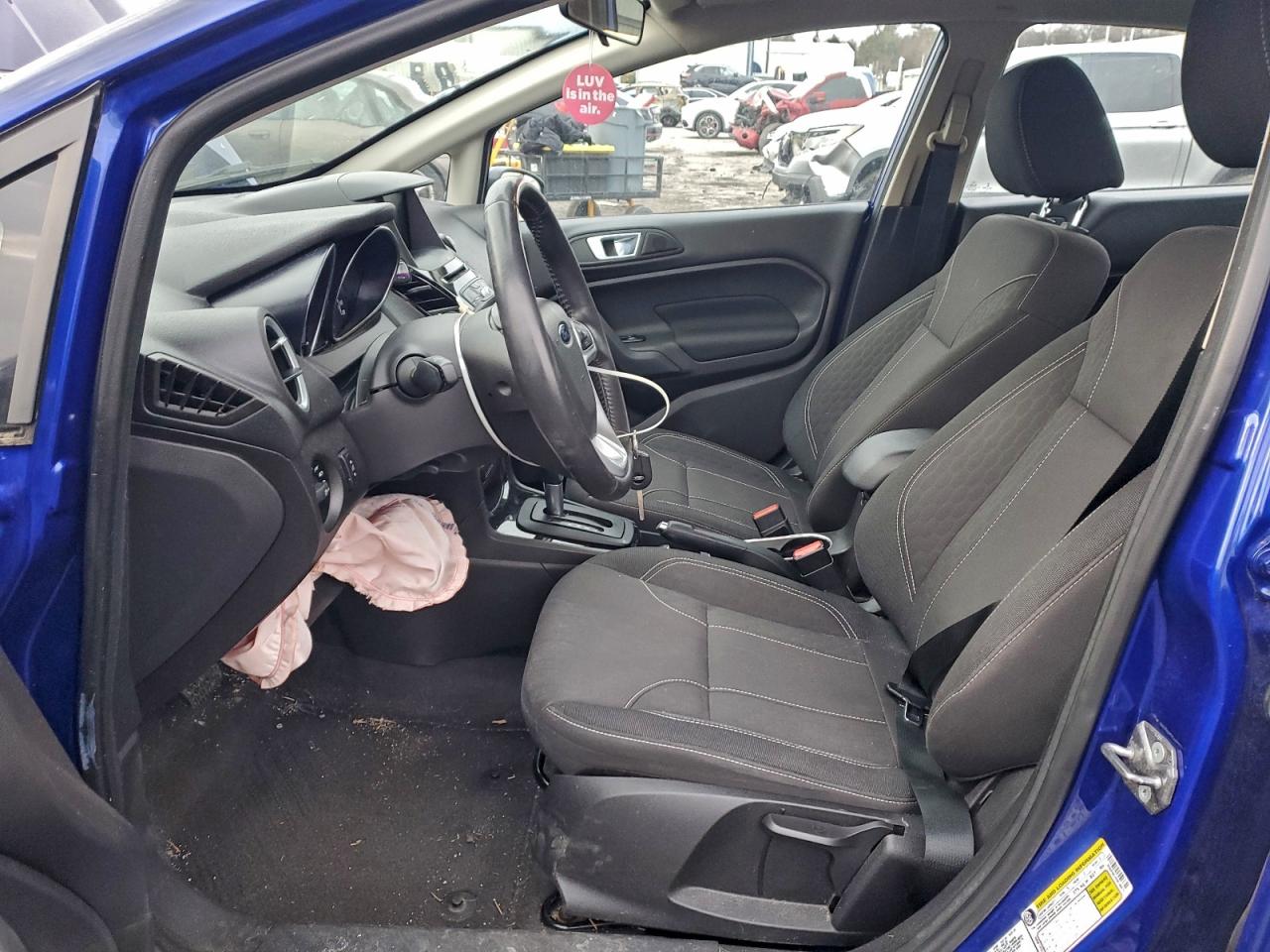 Ford Fiesta Se Image 9