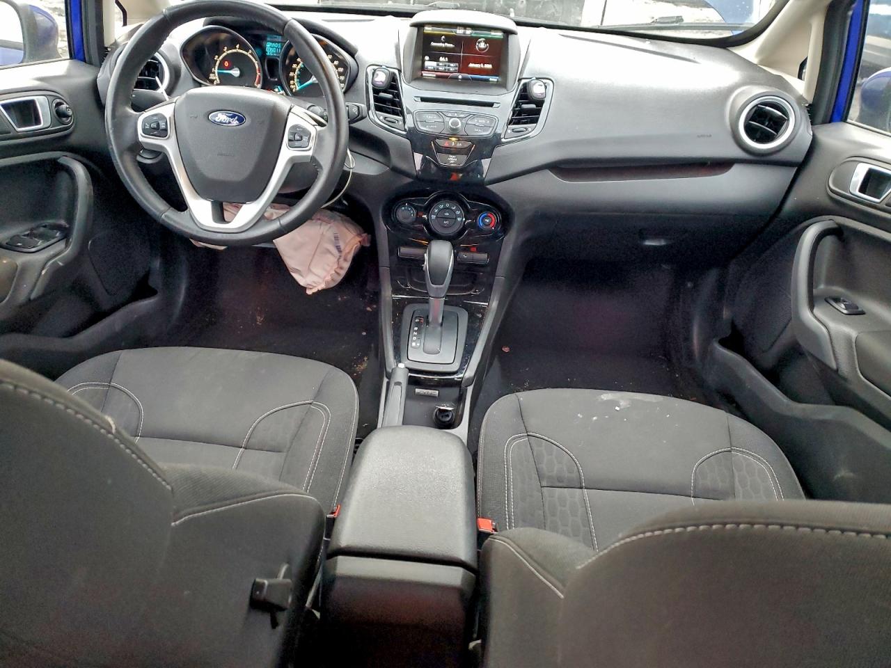 Ford Fiesta Se Image 7