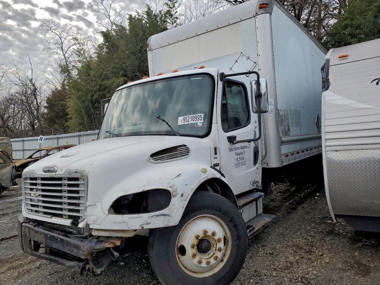 Freightliner M2 106 Medium Duty Image 11