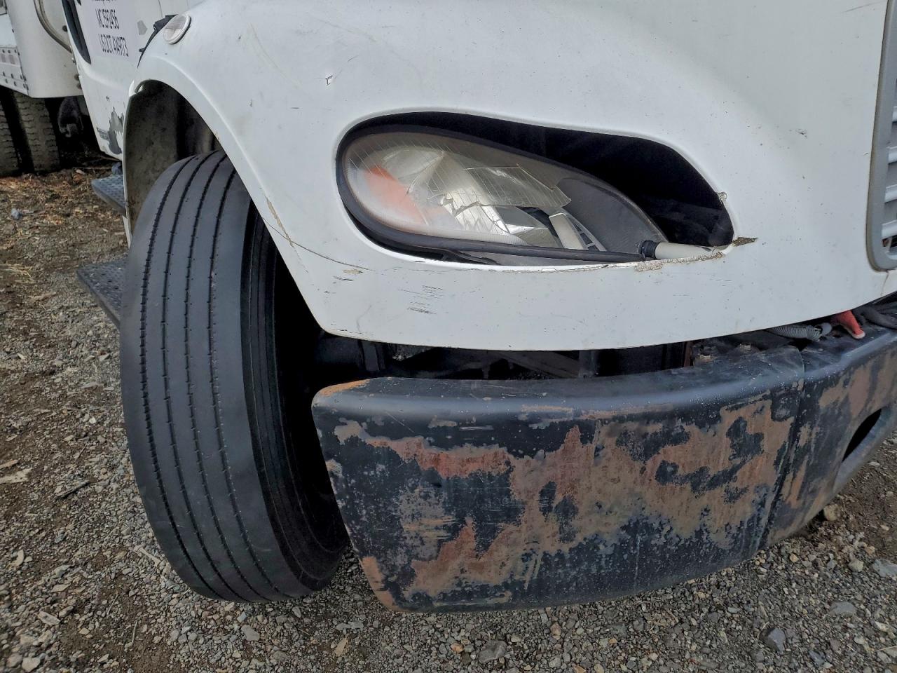 Freightliner M2 106 Medium Duty Image 7