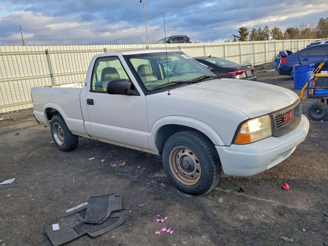 GMC Sonoma Image 11