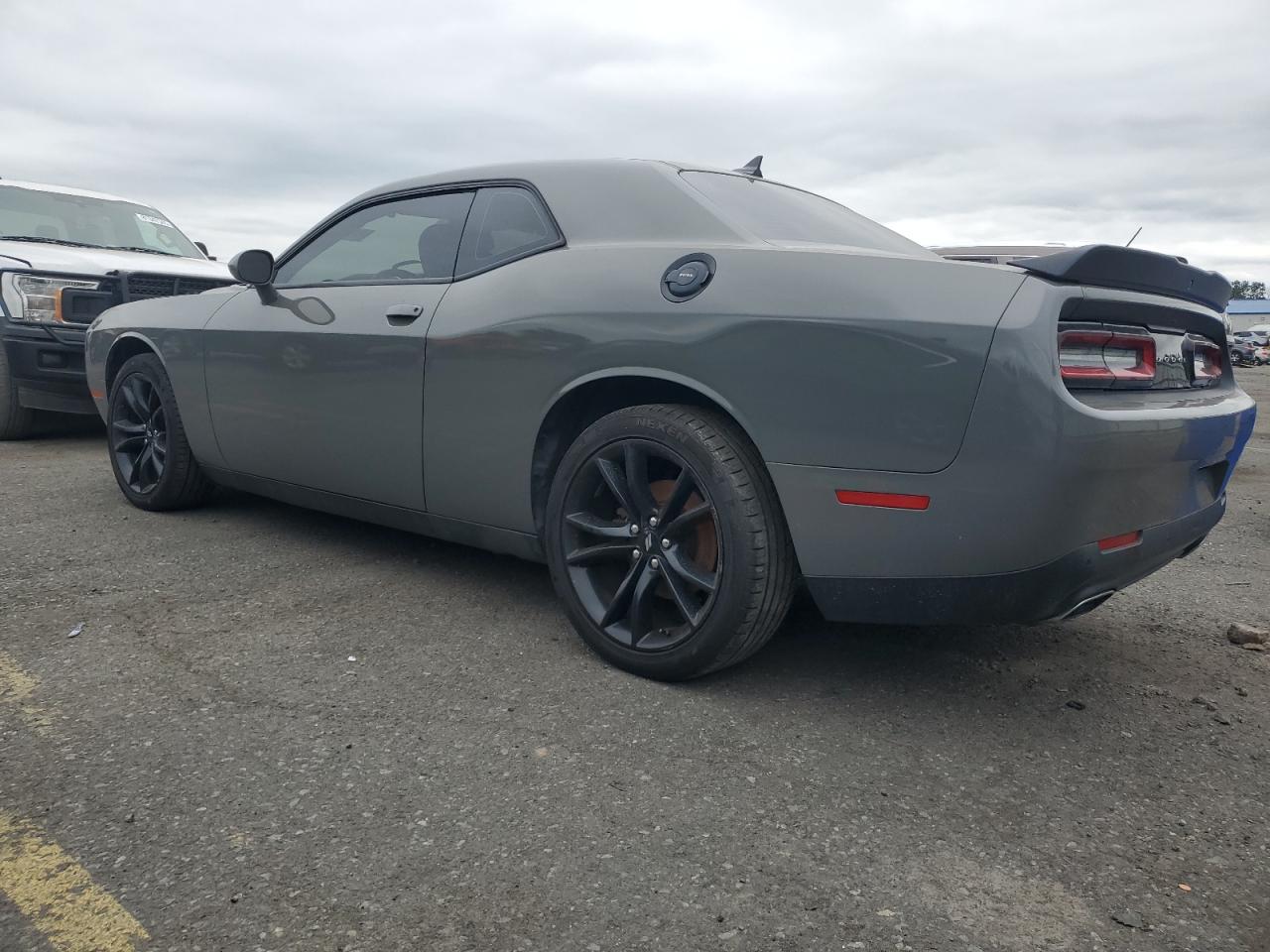 Dodge Challenger Sxt Image 10