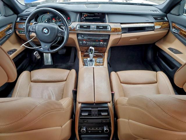 BMW 7 Series Lxi Image 9