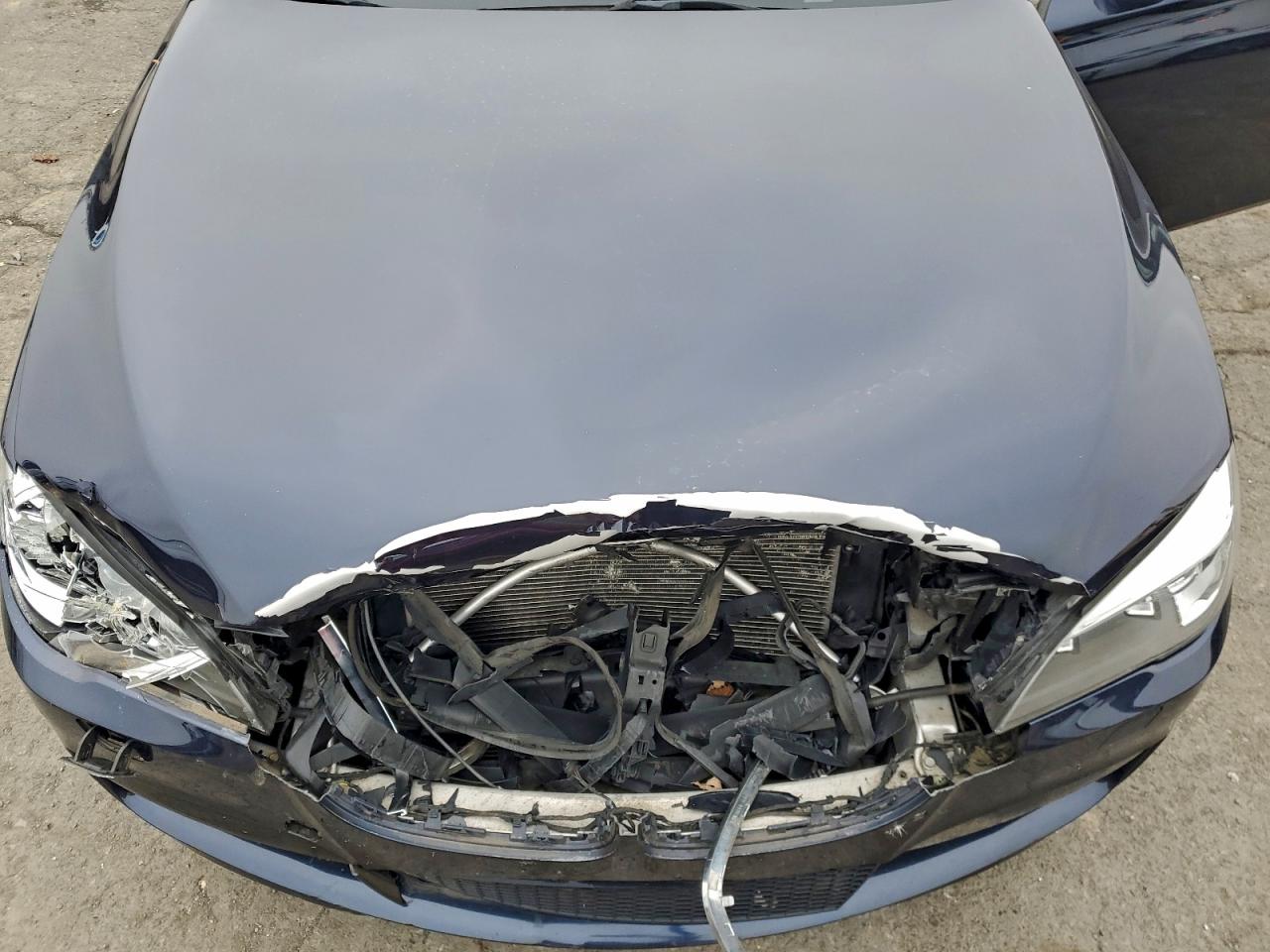 BMW 7 Series Lxi Image 12