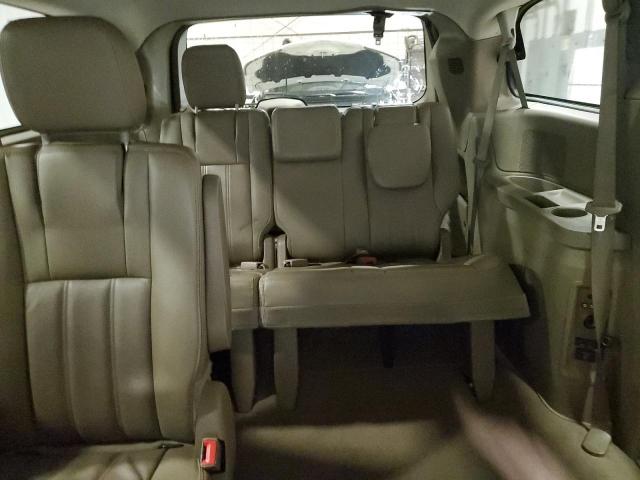 Chrysler Minivan Touring Image 13