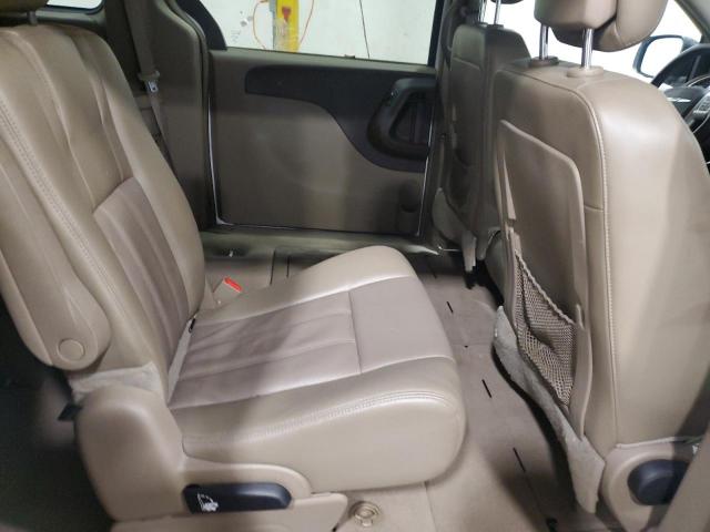 Chrysler Minivan Touring Image 2