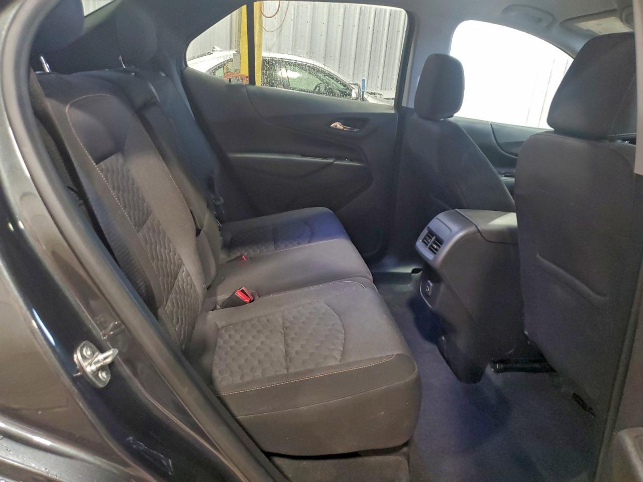 Chevrolet Equinox Lt Image 2