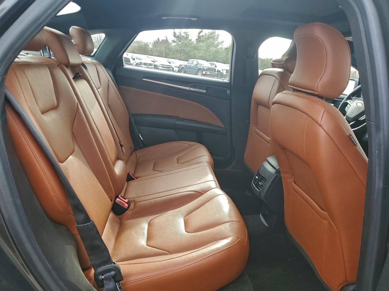 Ford Fusion Titanium Image 7