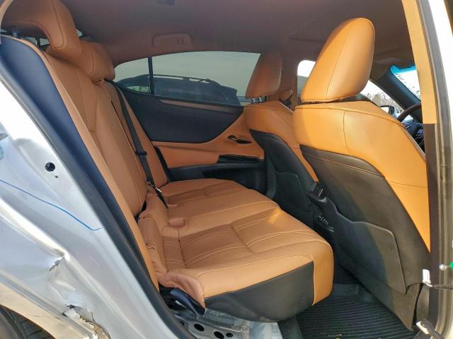 Lexus Es 350 Base Image 8