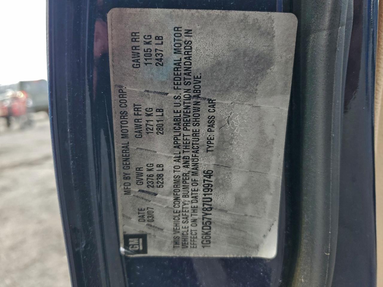 Cadillac DTS Image 10