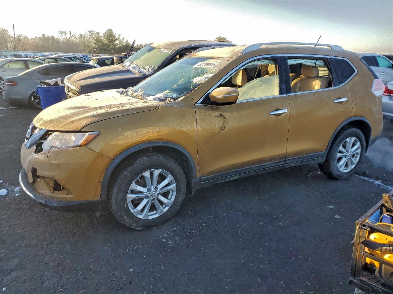 Nissan Rogue S Image 1