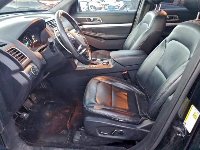 Ford Explorer Xlt Image 8