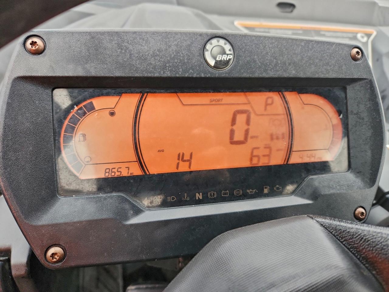 Can Commander Xt 1000r Image 6