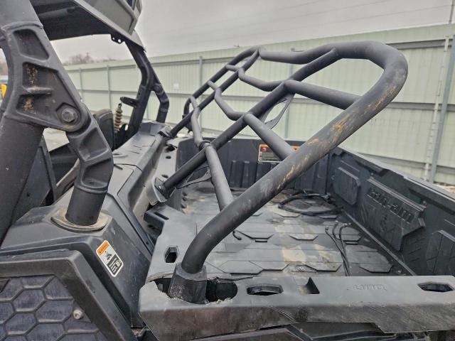 Can Commander Xt 1000r Image 2