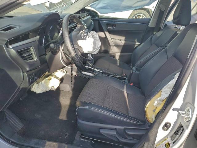 Toyota Corolla L Image 12