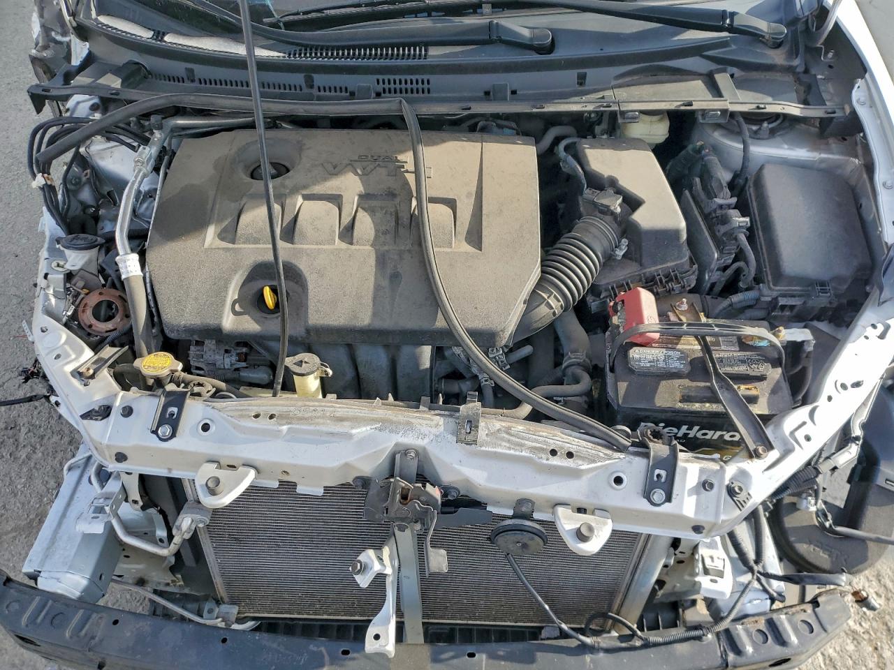 Toyota Corolla L Image 13