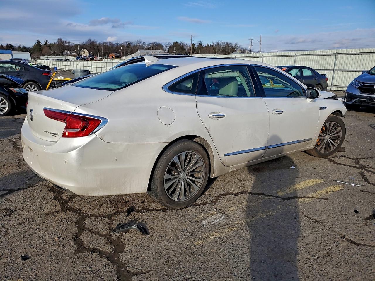 Buick LaCrosse Premium Image 5
