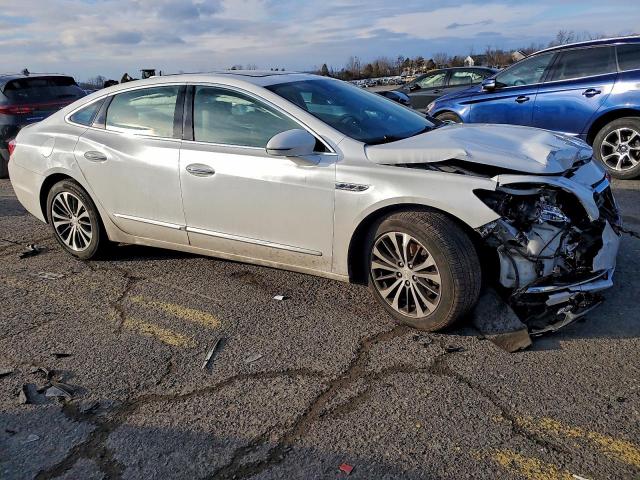 Buick LaCrosse Premium Image 2
