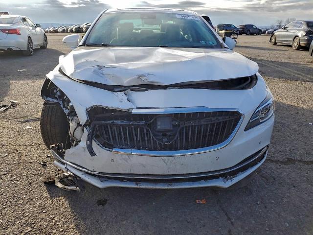 Buick LaCrosse Premium Image 4