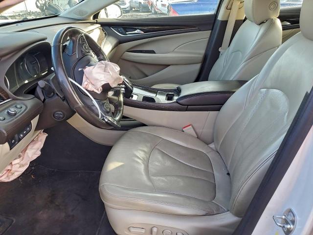 Buick LaCrosse Premium Image 6