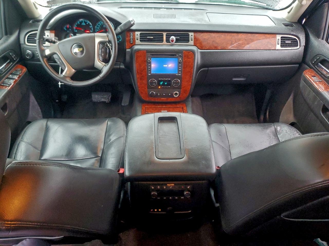 Chevrolet Tahoe K1500 Ltz Image 11